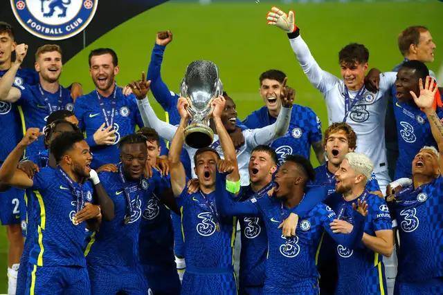 周琦12+18徐杰26分 广东大胜辽宁总比分1-1